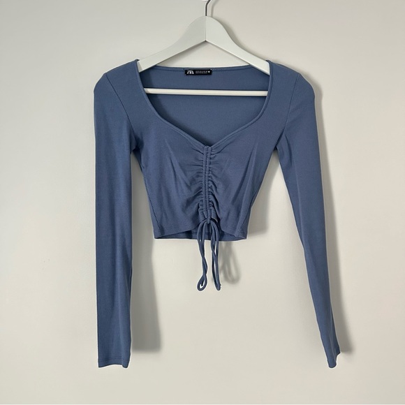 🌱2/$10 | Zara Long Sleeve Ruched Top - Picture 2 of 6